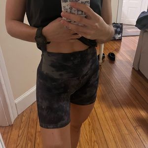 Lululemon align short